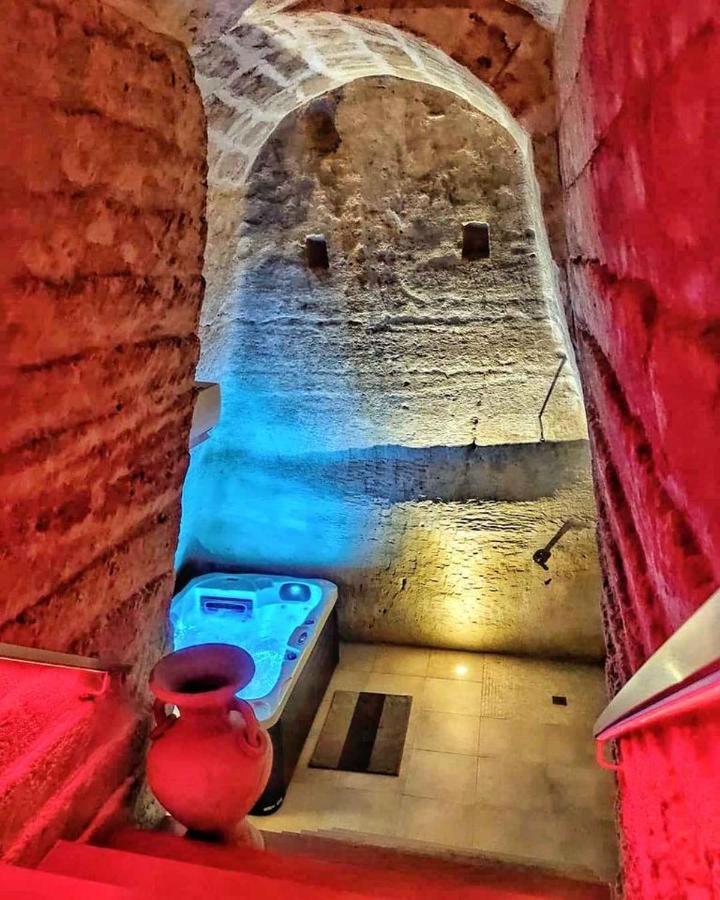 B&B Duca Orsini กราวีนา อิน ปูเลีย ภายนอก รูปภาพ
